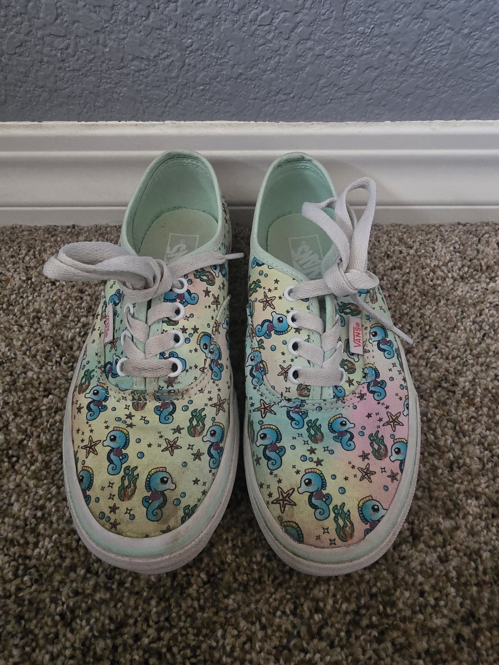Vans Kids Low-Top Sneakers in Pastel Multi Sea Creature Print